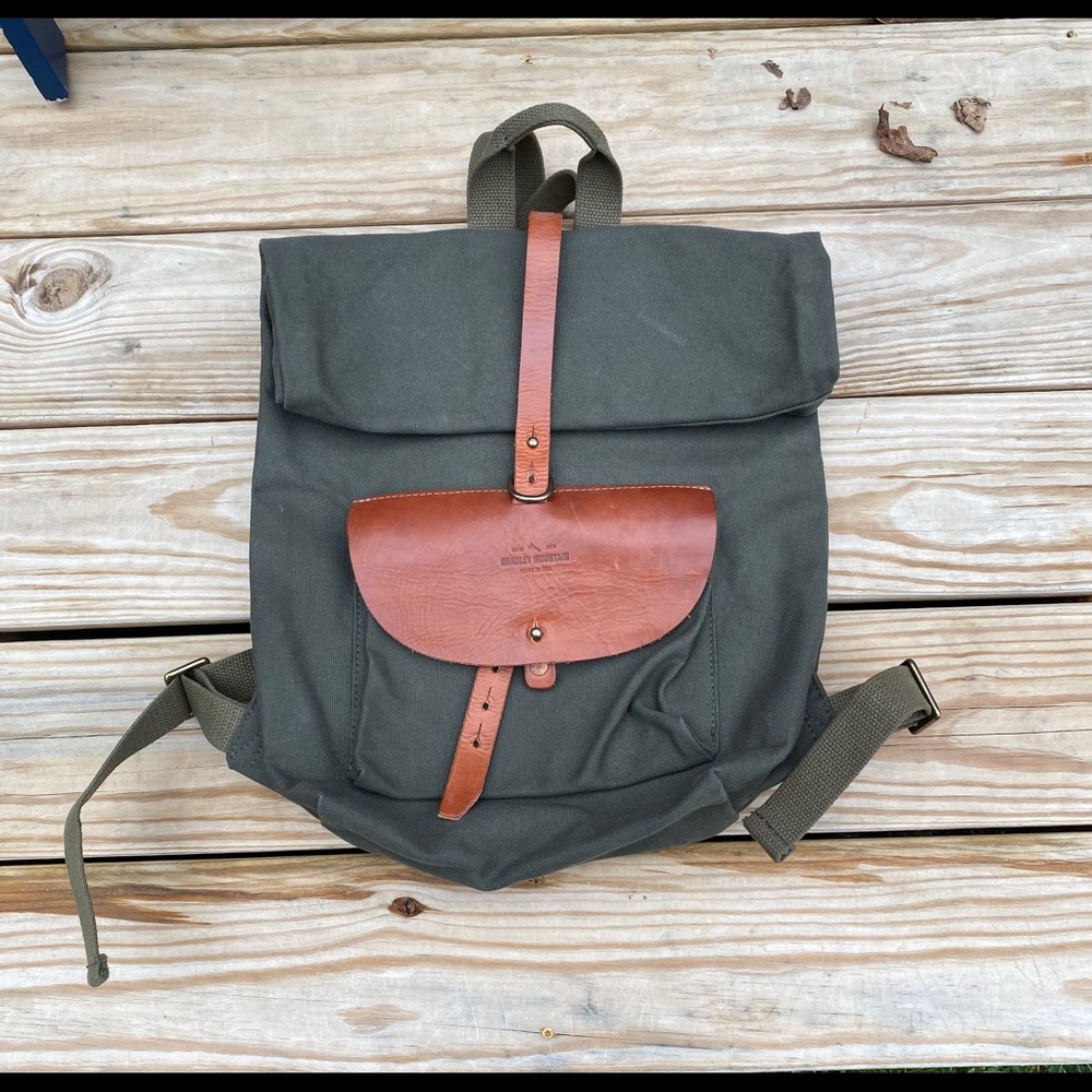 Bradley Mountain Daypack Backpack- Like New